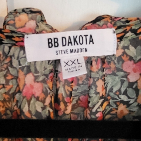 BB Dakota by Steve Madden Ditsy Ruffle Midi Dress - Picture 8 of 10